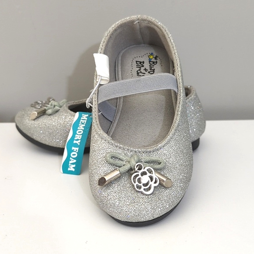 NWT sparkly silver toddler girl flats, size 7